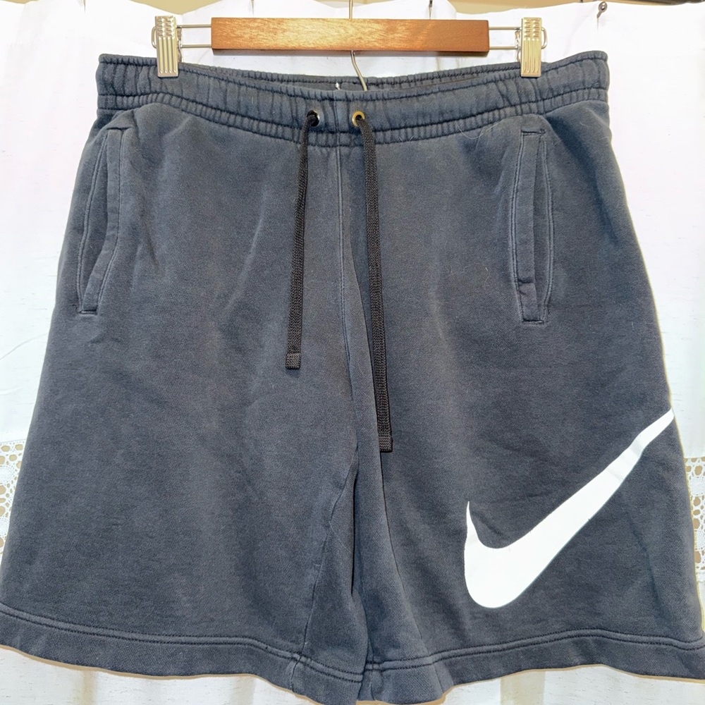 Nike Men's Black Jogger Shorts